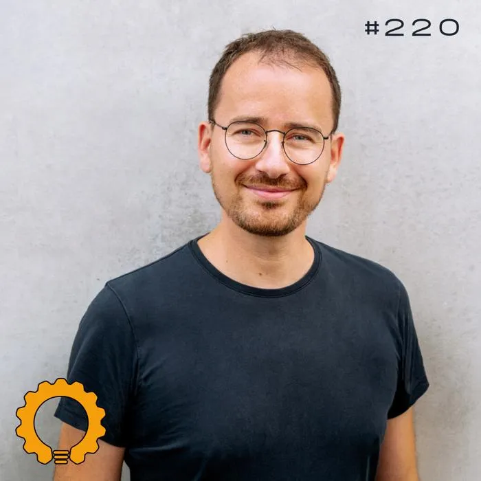 Engineering Kiosk Episode #220 Code Reviews als Kommunikationsnetzwerk mit Prof. Michael Dorner