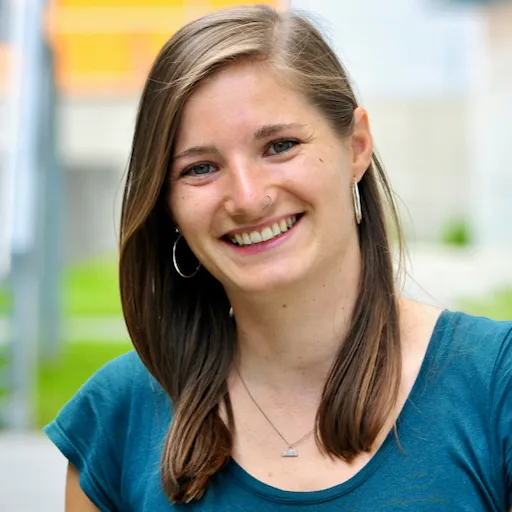 Nora Hofer