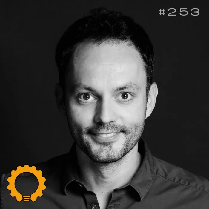 Engineering Kiosk Episode #253 Technisches Produktmanagement mit Michael Gasch von Amazon Web Services