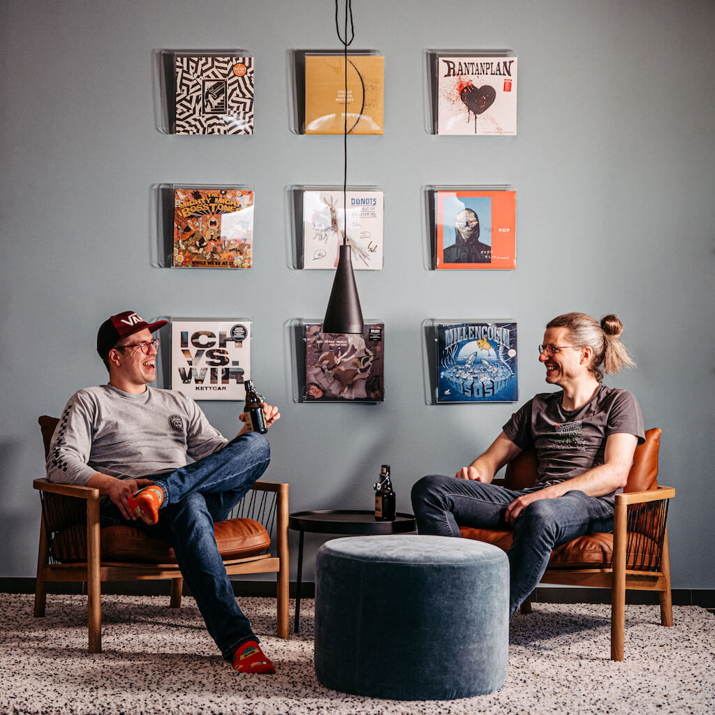 Andy Grunwald und Wolfgang Gassler am 06. Februar 2023 in Duisburg